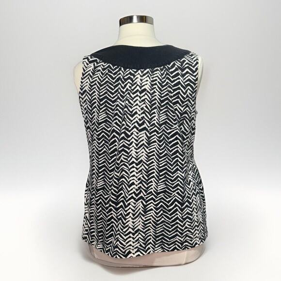 Studio Works Top Women’s Size 2X Black & White Sleeveless Chevron Studded Collar - Picture 3 of 9